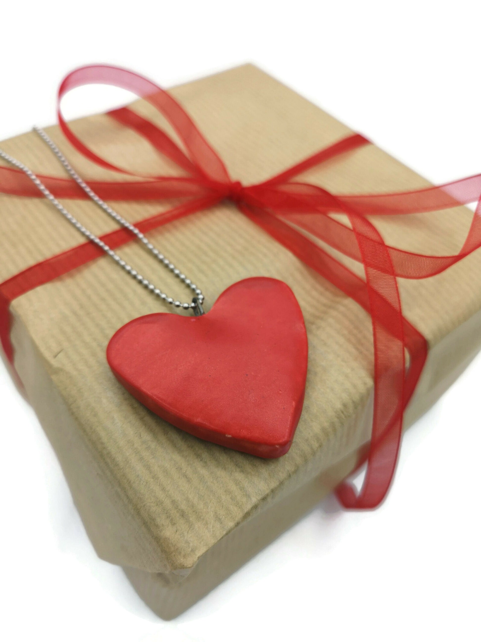 Handmade Ceramic Red Heart Necklace Pendant For Women, Aesthetic Necklace For Mom, Cute Gift For Her, Mothers Day Gift From Daughter - Ceramica Ana Rafael