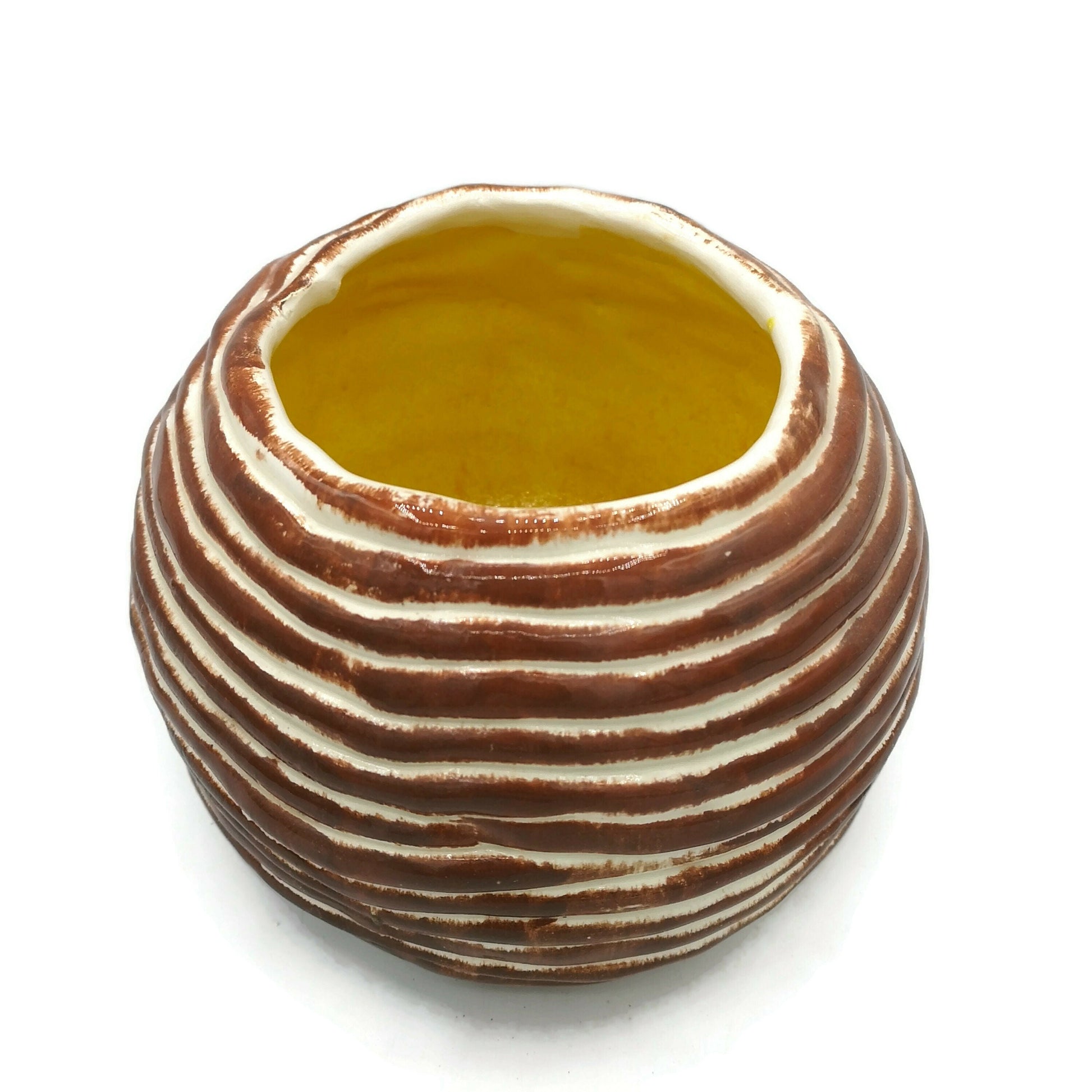 SCULPTURAL CERAMIC VASE, Handmade Textured Farmhouse Vase For Flowers, Decorative Housewarming Gift First Home, Bud Vase - Ceramica Ana Rafael