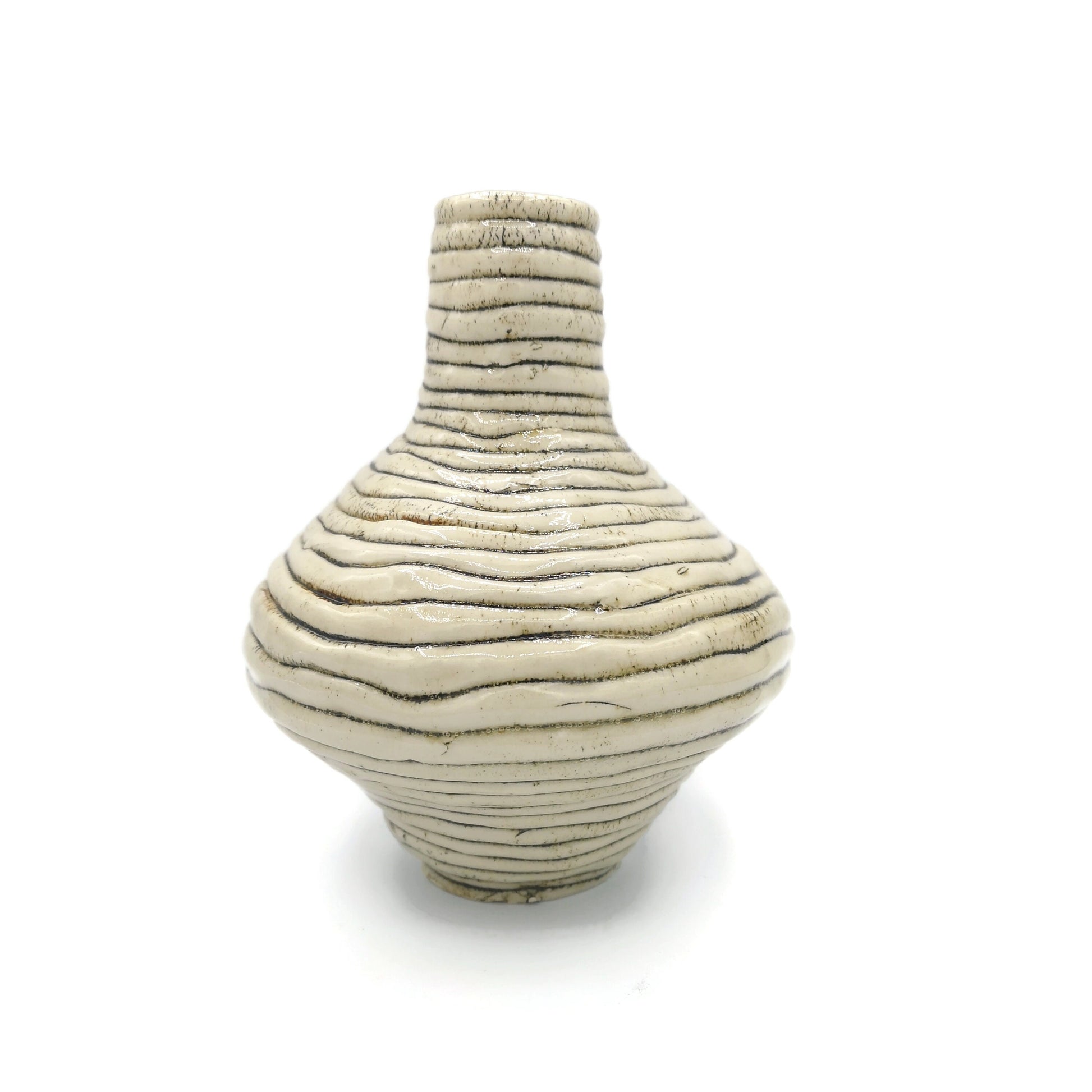 textured ceramic bud vase irregular shape handmade pottery, Unique Flower vase Best Gifts For Him, Boho bud vase large - Ceramica Ana Rafael