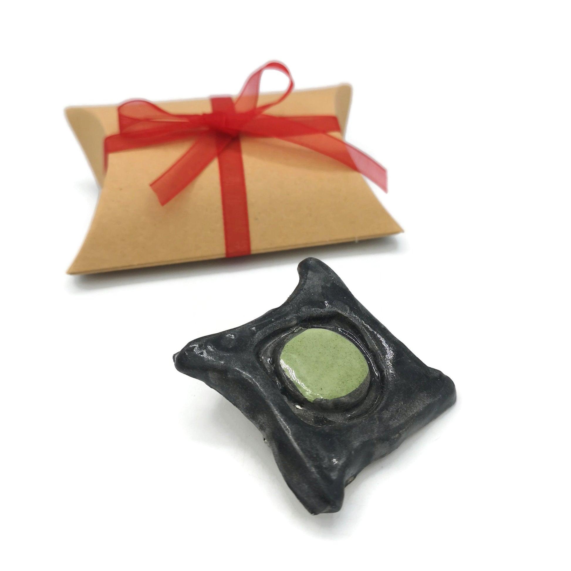 Black or Red Handmade Ceramic Brooch With Irregular Shape, Unique Brooch For Women, Hand Painted Clay Scarf Brooch Gift For Wife - Ceramica Ana Rafael