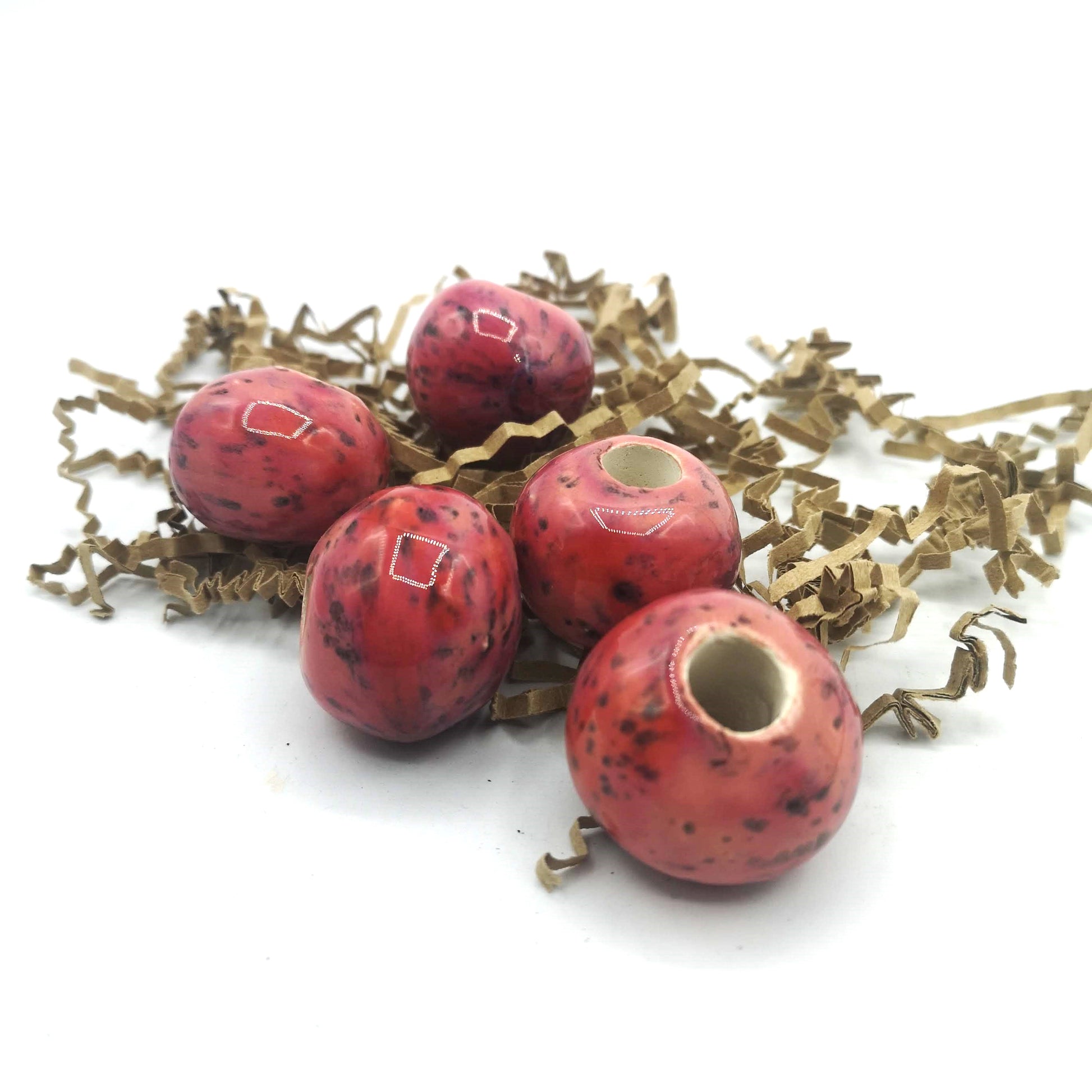 1 Pc Speckled Red Handmade Ceramic Beads Large Hole, Clay Macrame Giant Beads - Ceramica Ana Rafael