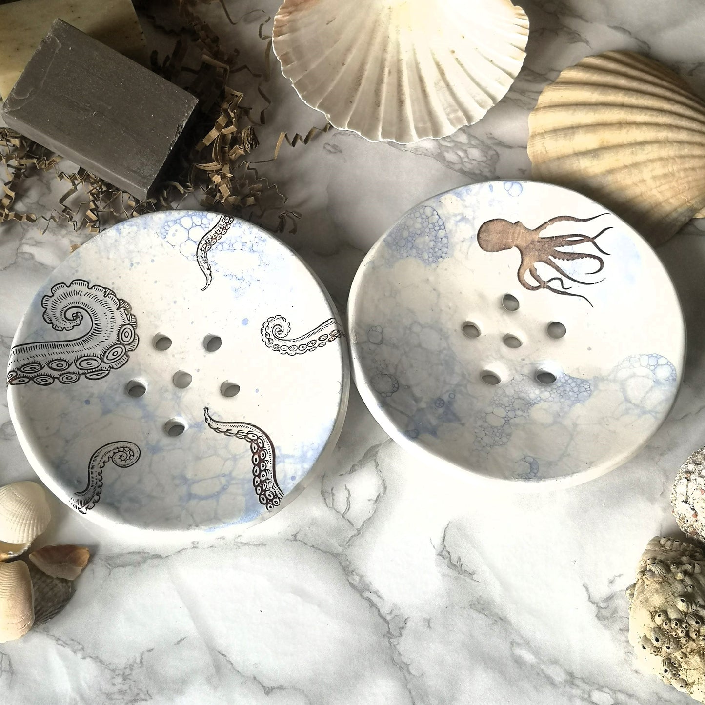 Octopus Ceramic Round Soap Dish with Drain - Keep Your Soap Dry and Fresh with This Sustainable Bathroom Accessory - Ceramica Ana Rafael