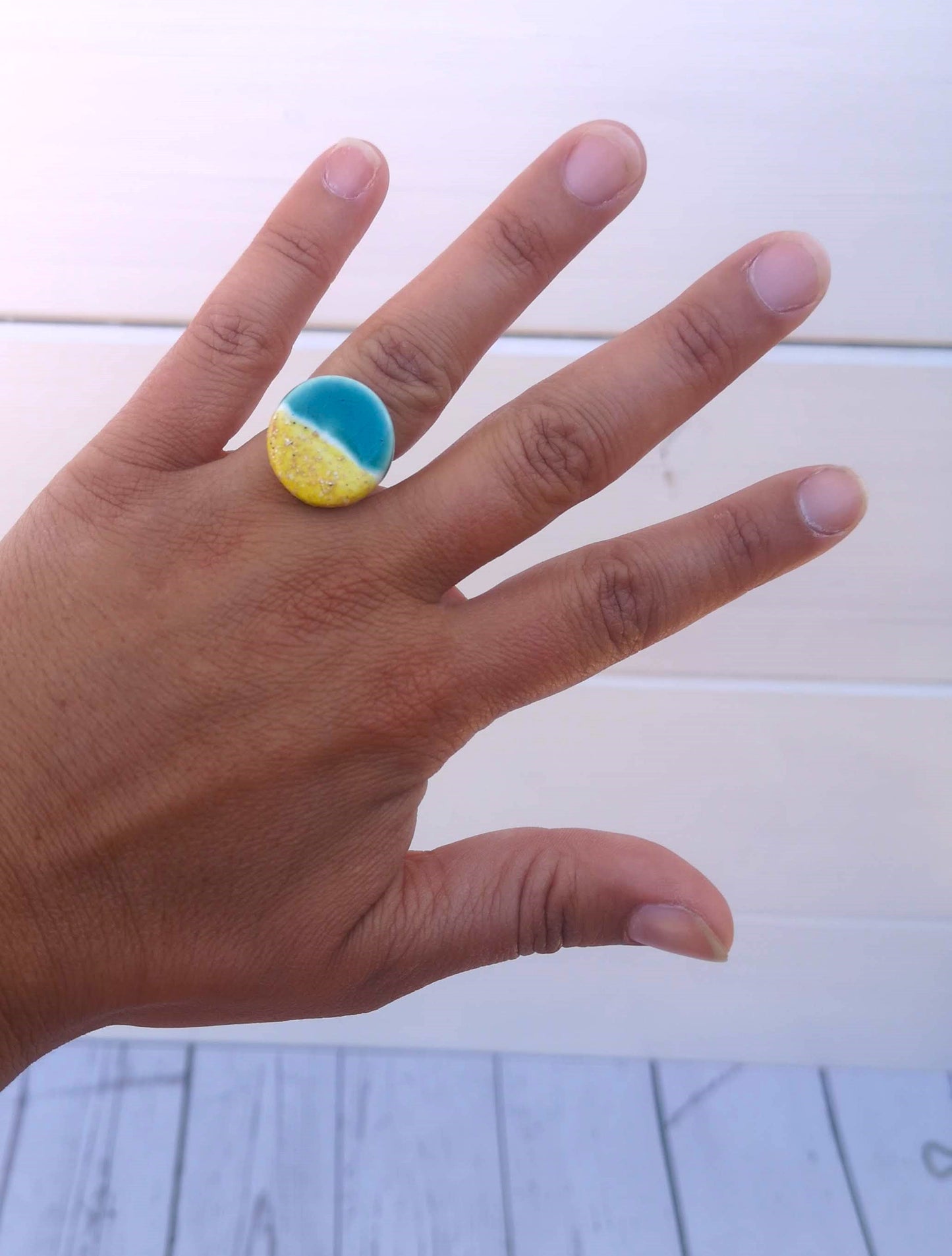 Handcrafted Beach-Inspired Ceramic Ring for Women: Unique Ocean-Themed Jewelry