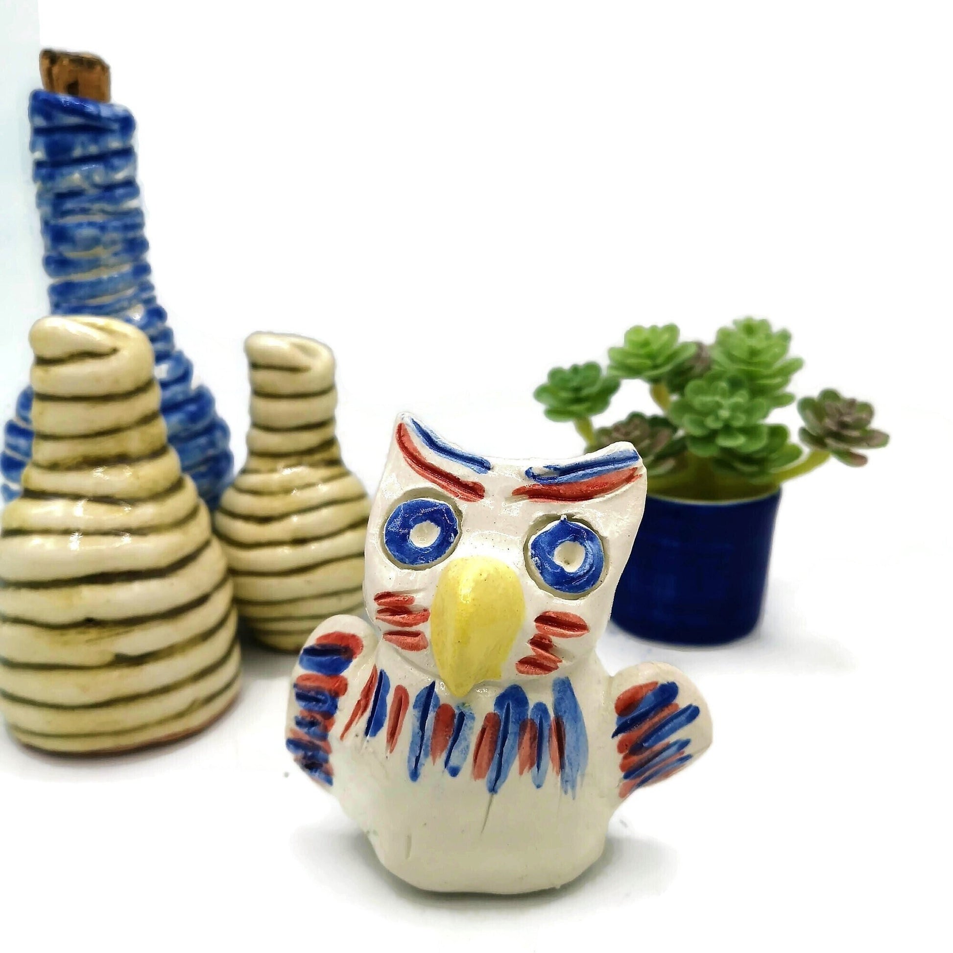 Ceramic Sculpture For Table, Owl Figurine Modern Clay Sculpture Graduation Gift, Housewarming Gift First Home, Bird Sculpture - Ceramica Ana Rafael