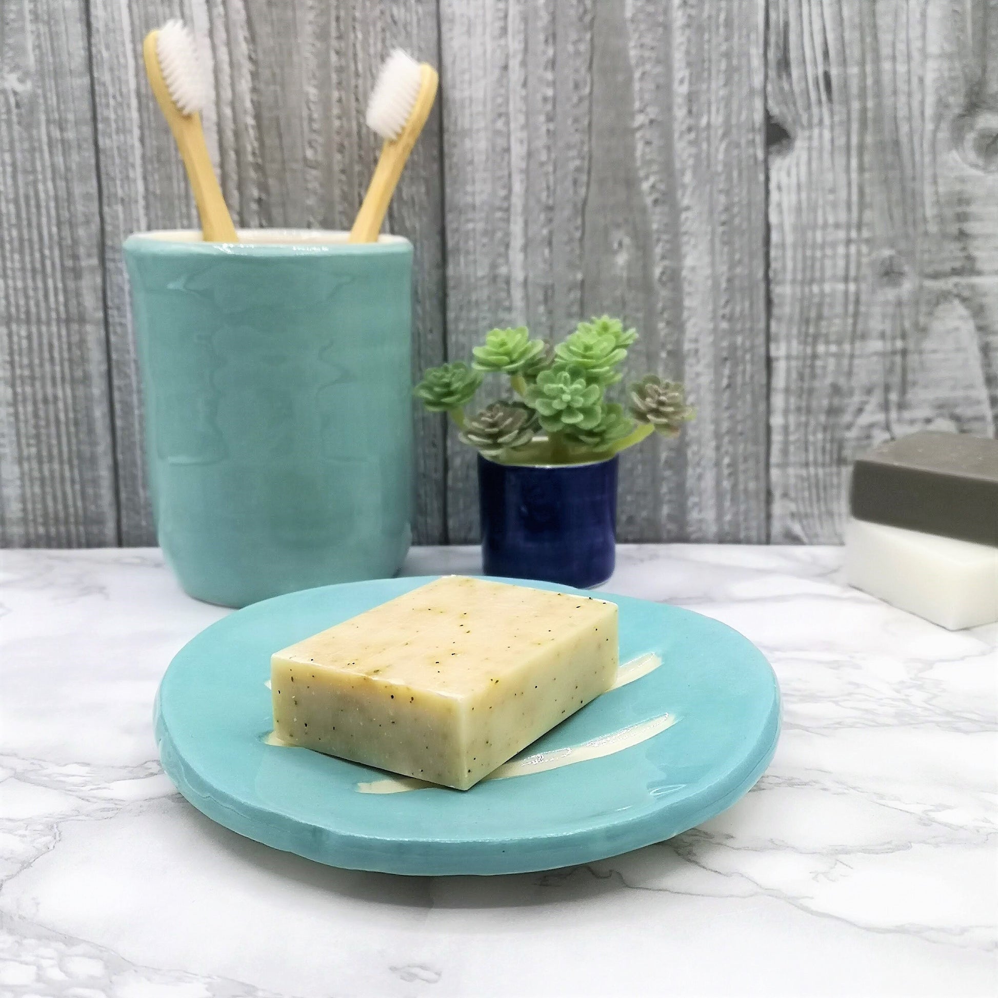 Handmade Ceramic Blue Round Soap Dish With Drain, Draining Soap Bar Holder, Clay Tray, Sustainable Bathroom Accessories - Ceramica Ana Rafael