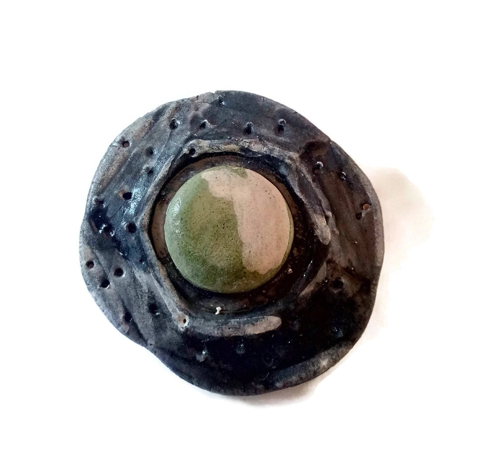 CAMEO BROOCH, ELEGANT Brooch, Small Ceramic Brooch With Victorian Look For Clothing, Unique Mothers Day Gift Brooches For Women - Ceramica Ana Rafael