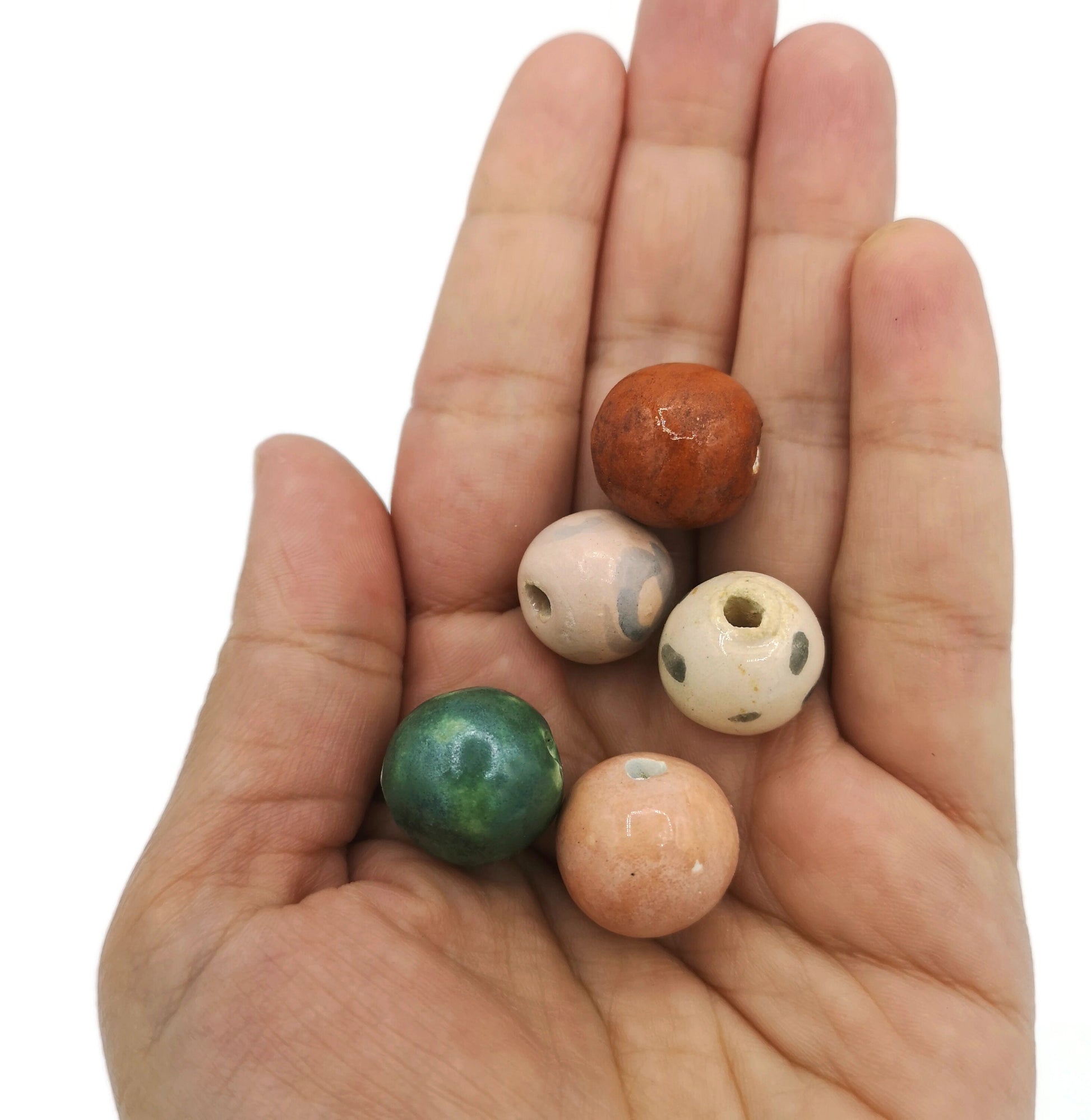 5Pc 15mm Handmade Ceramic Round Macrame Beads large Hole 2mm, Mixed Craft Beads Decorative for Jewelry Making, Assorted Clay Beads - Ceramica Ana Rafael