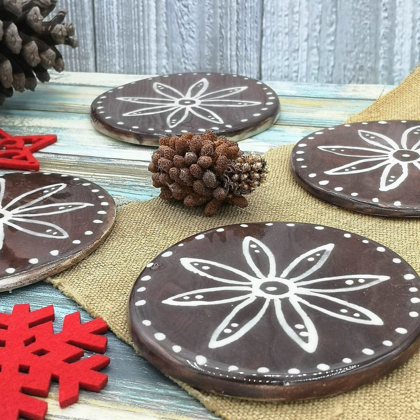 1Pc Handmade Ceramic Round Coaster Tile, Office Desk Acessories For Women With Floral Motif, Botanical Coaster, Housewarming Gift First Home
