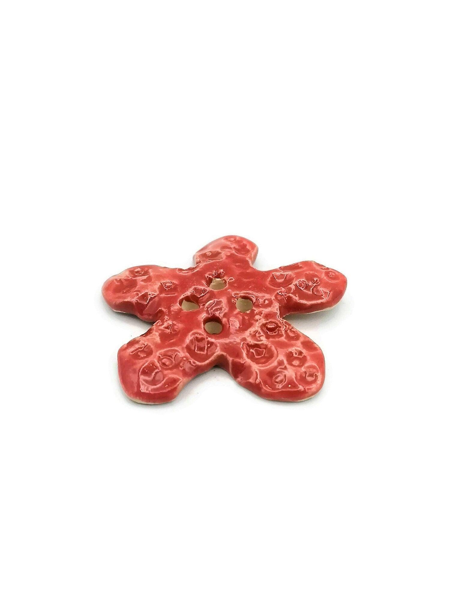 1Pc 50 mm Red Handmade Ceramic Star Extra Large Sewing Buttons, Giant Decorative Novelty Buttons for Crafts, Big Coat Buttons, Jumbo Button - Ceramica Ana Rafael