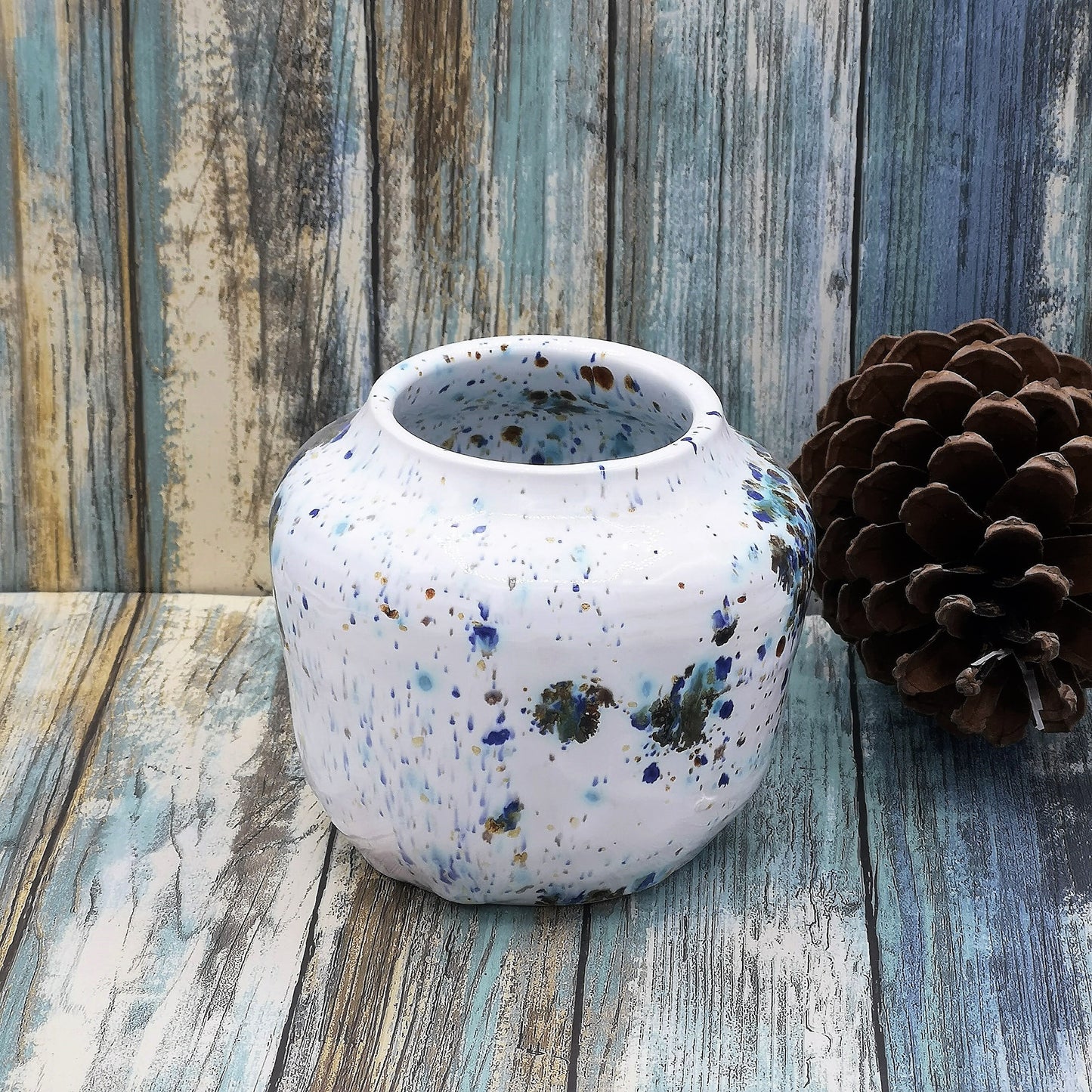 Handmade Ceramic Bud Vase, Speckled Modern Pottery Vase For Flowers, Unique House Warming Gifts For Couple, Custom Wedding Gift - Ceramica Ana Rafael