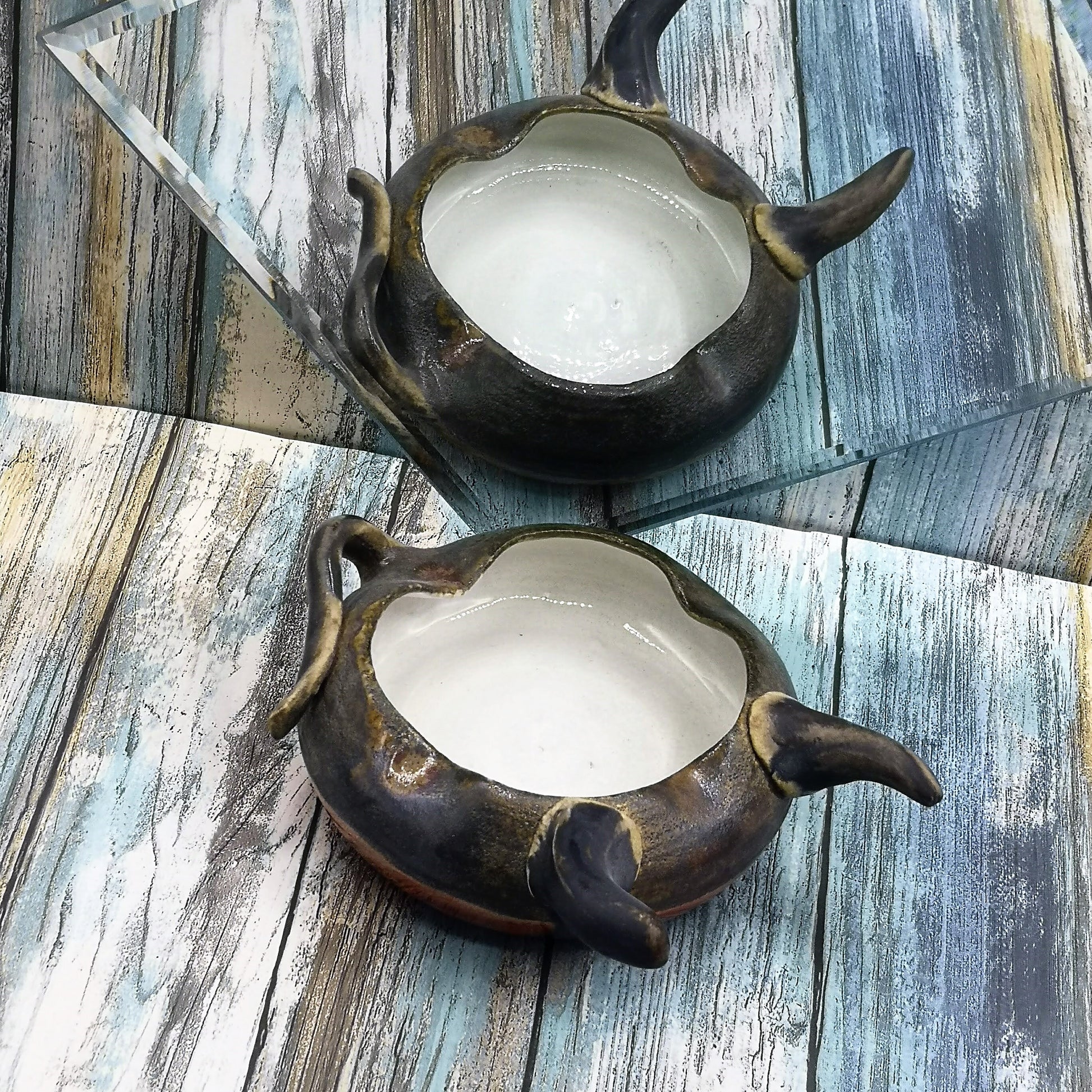 MODERN ASHTRAY, CERAMIC Ashtray, Handmade Pottery Cigar Ashray Decorative - Ceramica Ana Rafael