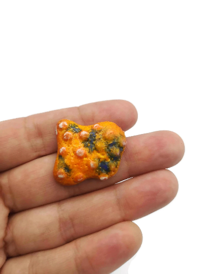 Handmade Ceramic Brooch Pin for Women, Bright Blue Artisan Jewelry, 9th Anniversary Gift for Wife, Best Gifts For Him, Lapel Pin - Ceramica Ana Rafael