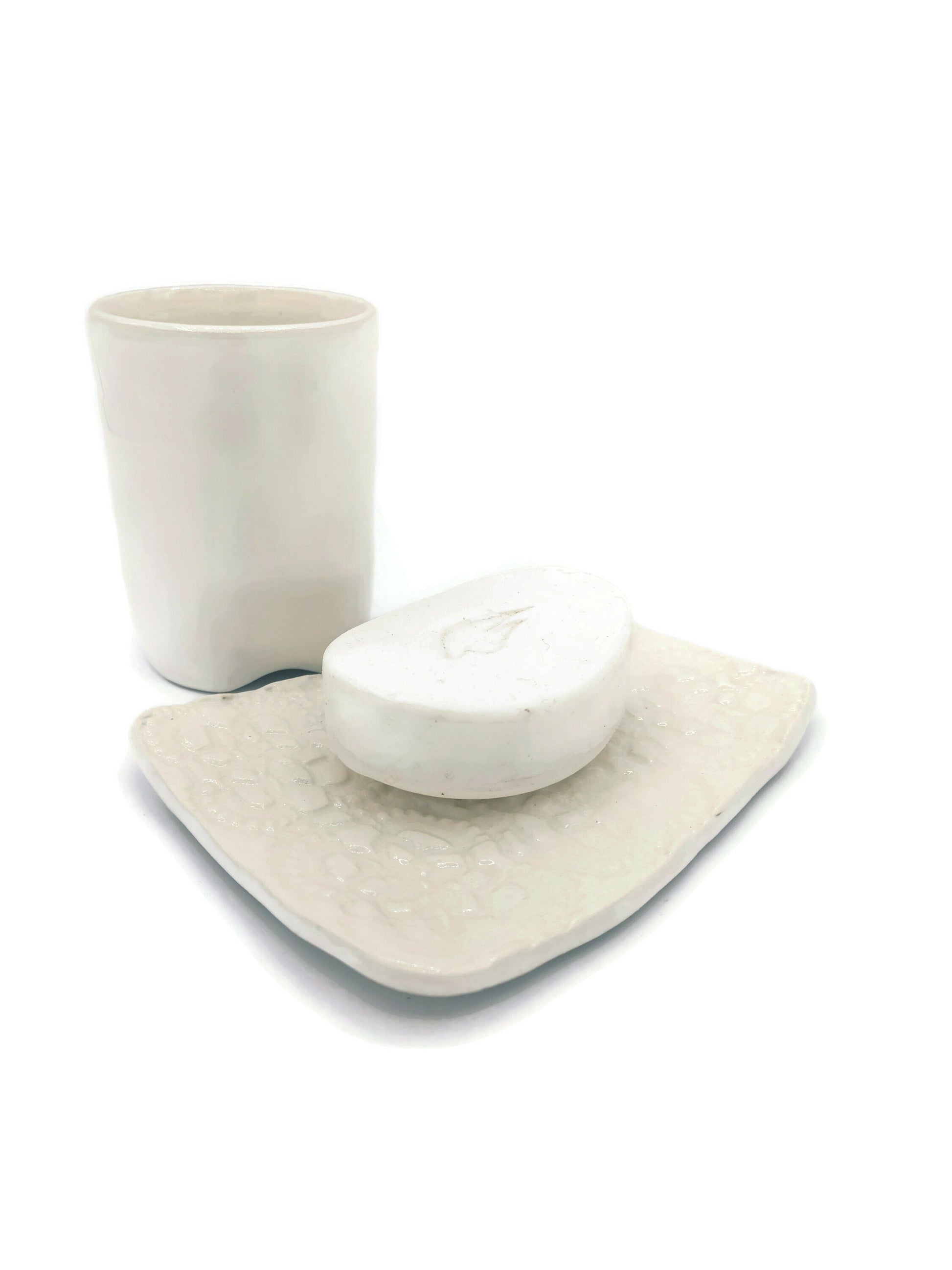 White Handmade Ceramic Lace Soap Dish And Toothbrush Holder, Bathroom Set, Eco Friendly Gift For Women, Best Sellers Sustainable Gift - Ceramica Ana Rafael
