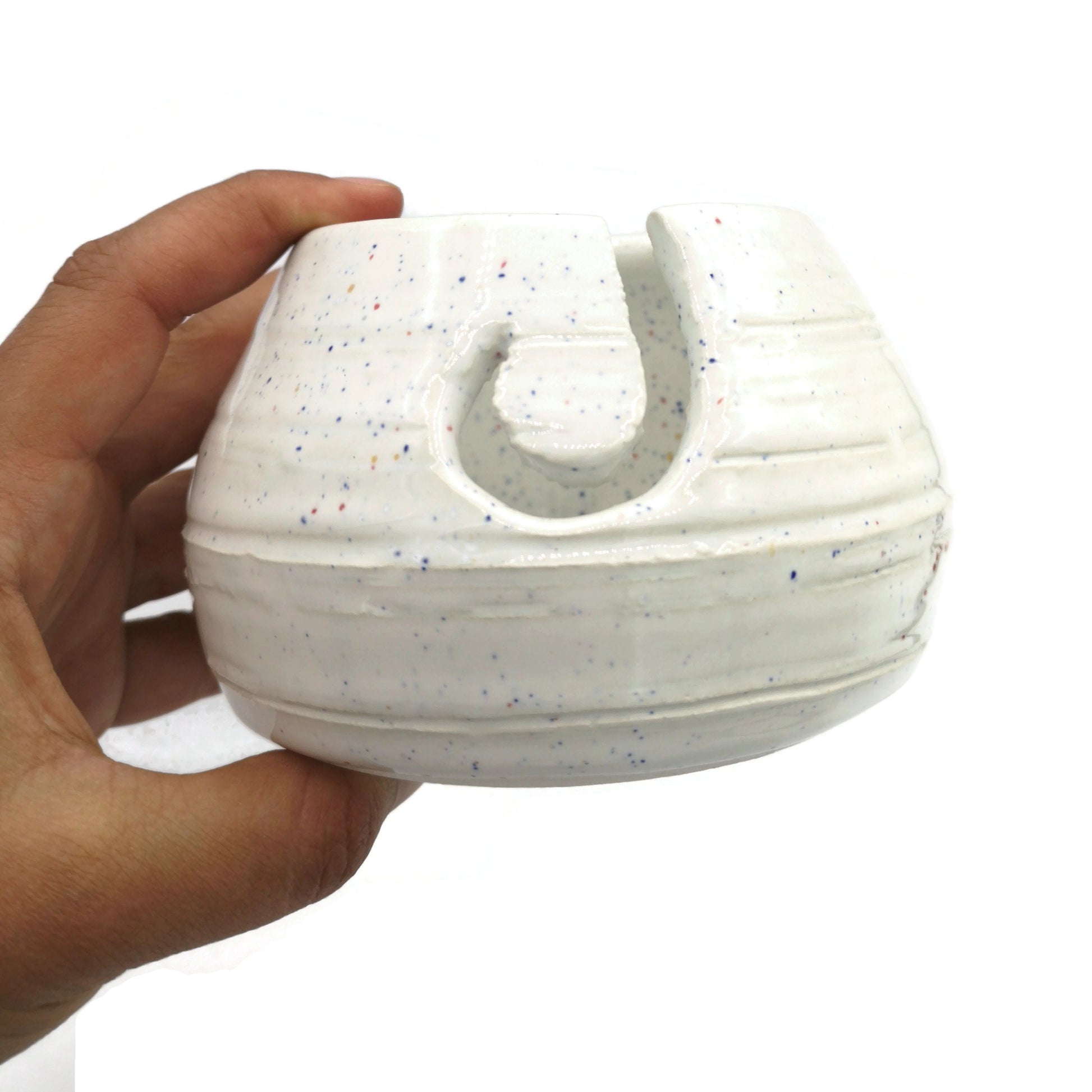 DECORATIVE KNITTING BOWL, Mom Birthday Gift For Grandma, Pottery Yarn Bowl, Handmade Ceramics, Housewarming Gift First Home - Ceramica Ana Rafael