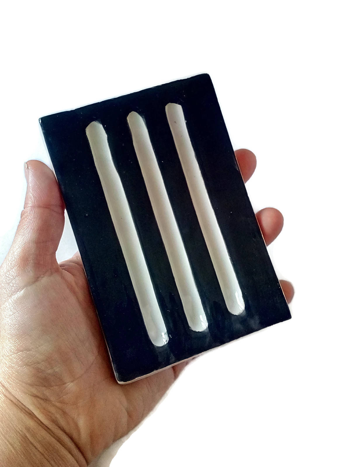 Handmade Ceramic Black And White Soap Bar Holder, Soap Saver Dish Soap Dispenser, Draining Pottery Soap Dish Decorative, Clay Soap Dish Tray - Ceramica Ana Rafael