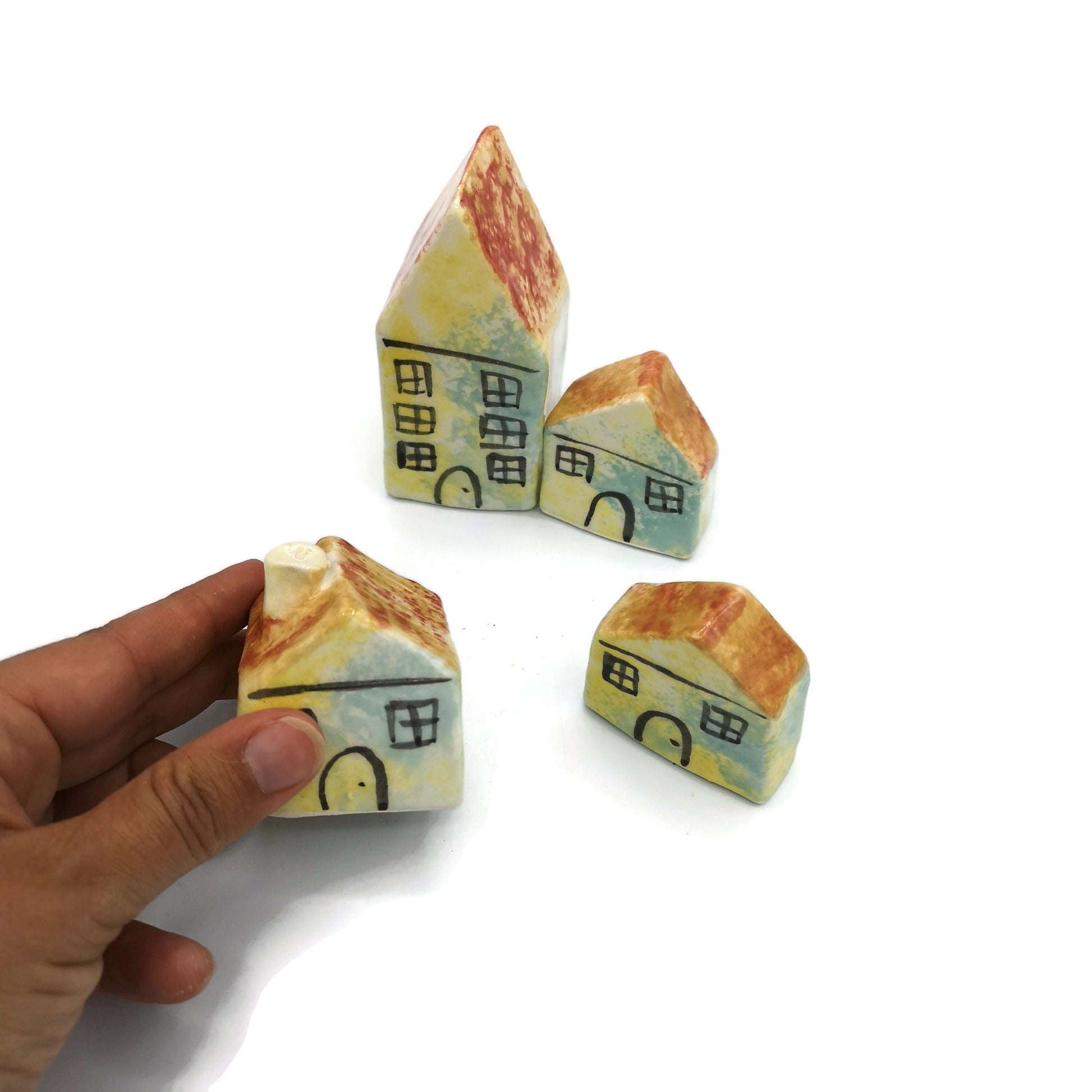 MINIATURE HOUSE, CLAY Sculpture, Set of 4 Ceramic Tiny House, Fathers Day Gift, Housewarming Gift First Home - Ceramica Ana Rafael