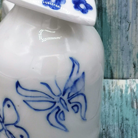 PITCHER WITH LID, Pottery Vase, Hand Painted Pitcher, Ceramic Jug, Iced Tea Pitcher, Small Pitcher, Ceramic Water Pitcher, Host Gift - Ceramica Ana Rafael