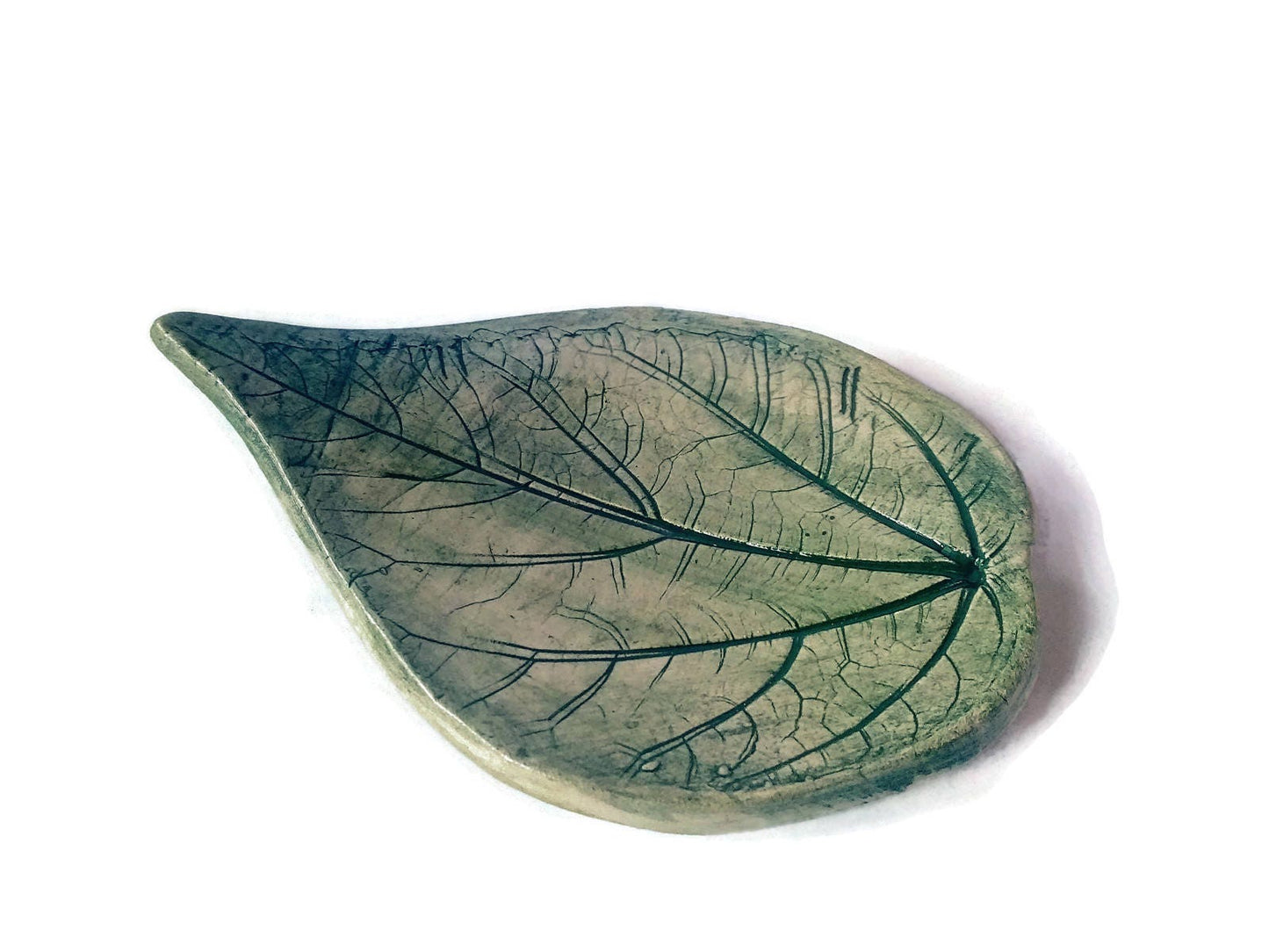 Handmade Ceramic Green Pressed Leaf Plate, Wedding Ring Holder Dish, Plant Mom Gift For Her, Soap Dish For Women - Ceramica Ana Rafael