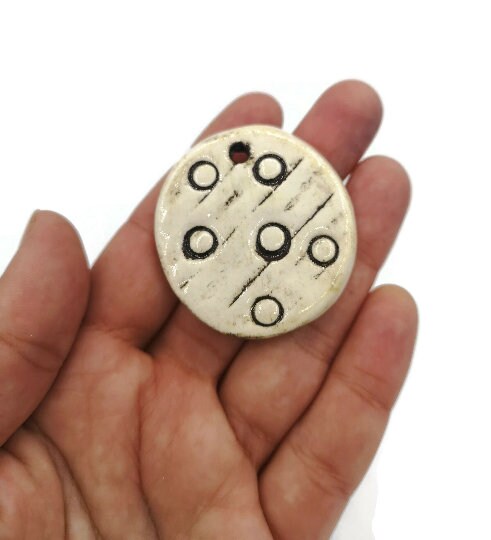 1Pc 35/45mm Handmade Ceramic Textured Necklace Pendant For Jewelry Making, Large Circle Modern Clay Charms Round Shape, Vintage Lace Texture - Ceramica Ana Rafael
