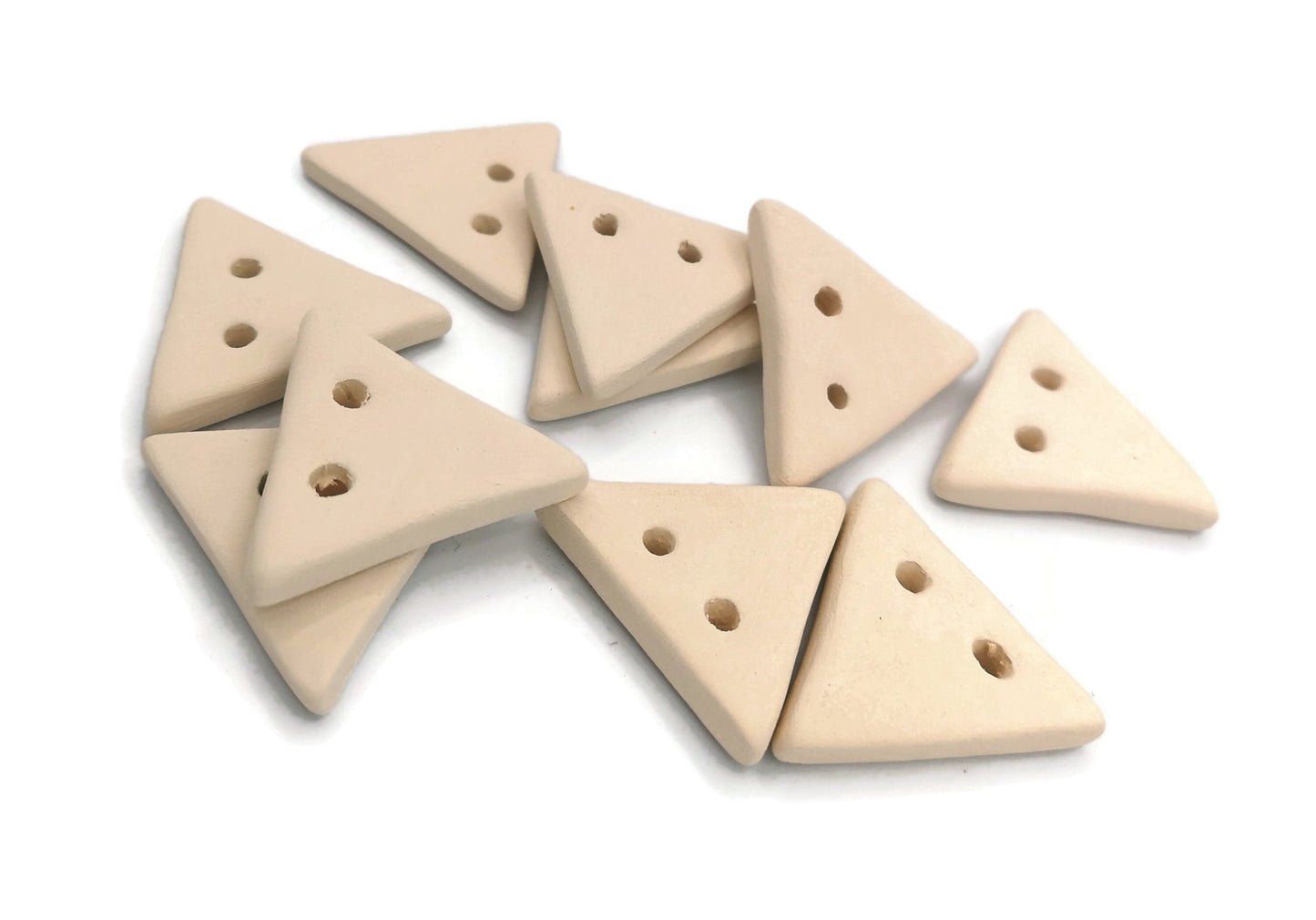 BLANK BUTTONS, TRIANGLE Sewing Buttons For Jewery Making, Set Of 10 Unpainted Ceramic Bisque Ready To Paint, Novelty Buttons, Flat Buttons - Ceramica Ana Rafael