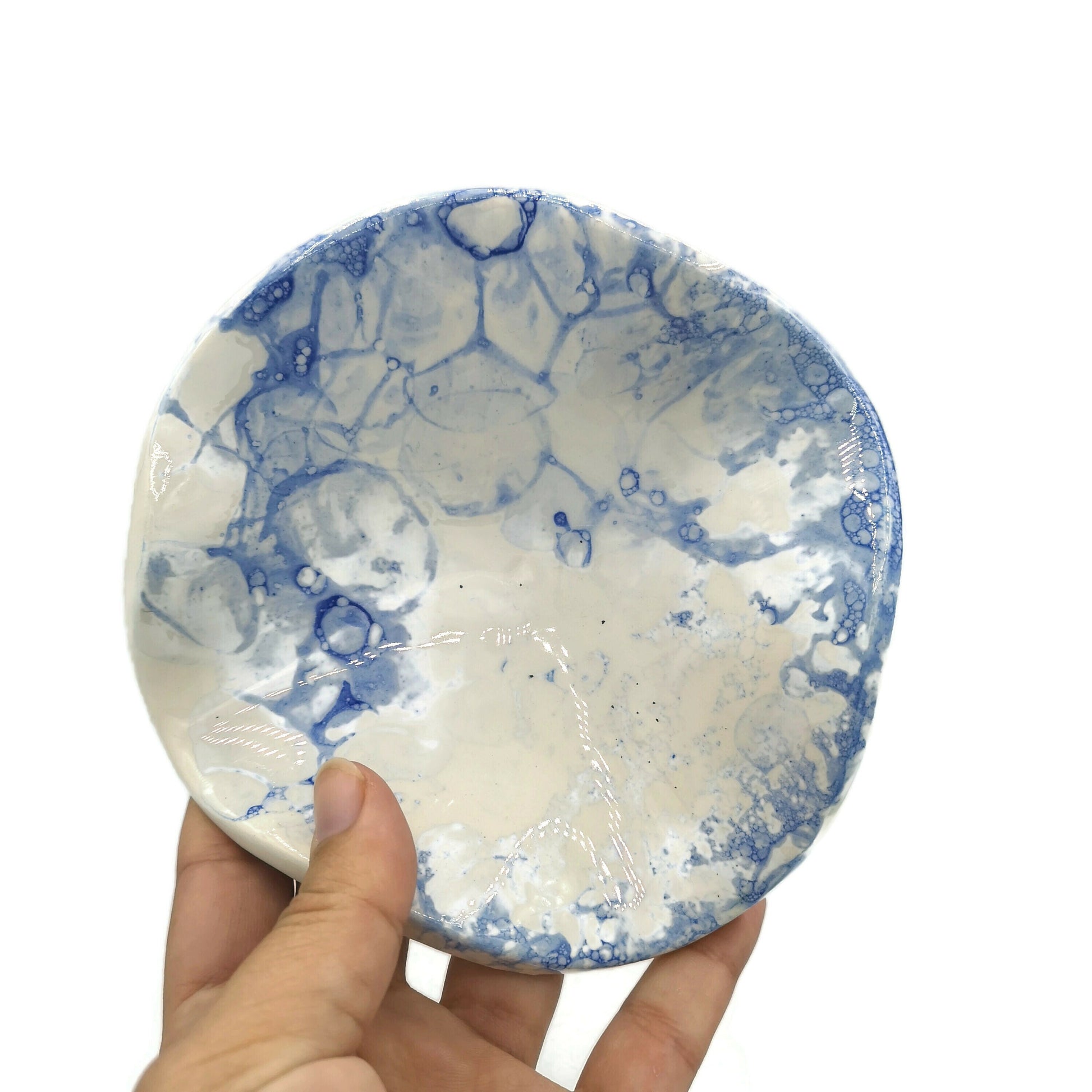 CERAMIC TRINKET DISH, Small Ceramic Bowl Irregular Shape, Clay Soap Dish For Soap Bar - Ceramica Ana Rafael