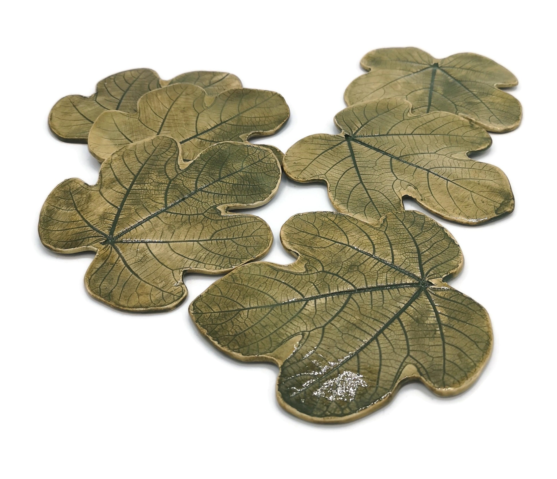 Set Of 6 Handmade Ceramic Green Coasters Fig Leaf Shaped, Housewarming Gift First Home, Mom Birthday Gift From Daughter, Fall Home Decor - Ceramica Ana Rafael