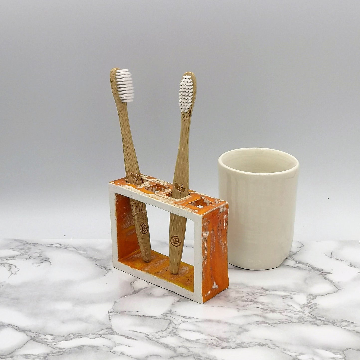 CERAMIC TOOTHBRUSH HOLDER, Zero Waste Bathroom Accessories Best Gifts For Him, Sustainable Fathers Day Gifts For Step Dad - Ceramica Ana Rafael