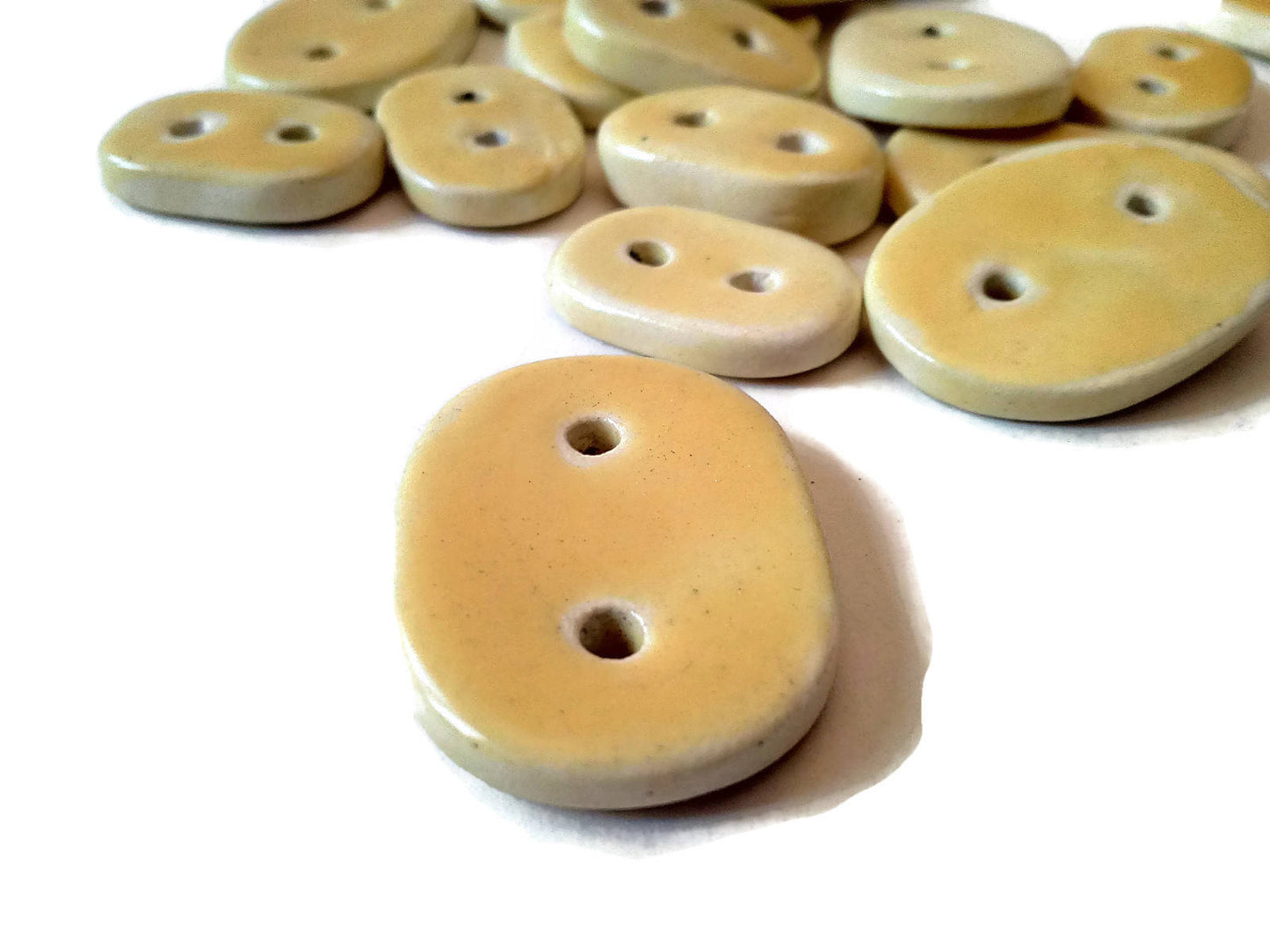 Set Of 5 Sewing Buttons For Crafts, Jewelry Making Novelty Buttons Cute, Handmade ceramic Sewing Supplies And Notions in Clay - Ceramica Ana Rafael