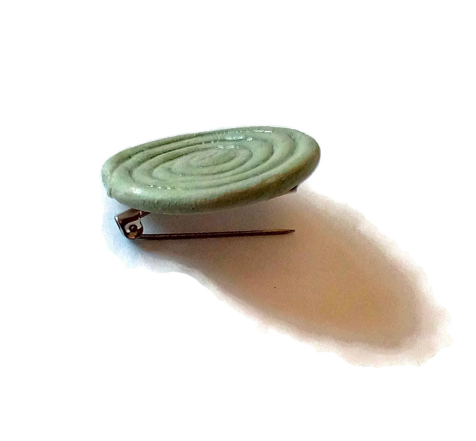 Handmade Ceramic Brooch Pin, Green Spiral Brooch, Mothers Day Gift For Grandma, Best Step Mom Birthday Gifts For Her - Ceramica Ana Rafael