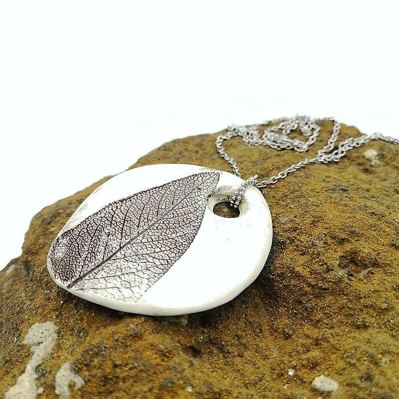 Everyday Sage Leaf Necklace, Pendant Necklace, Large Statement Necklace, Plant Mom Gift For Women, Handmade Ceramic Jewelry, Step Mom Gift - Ceramica Ana Rafael