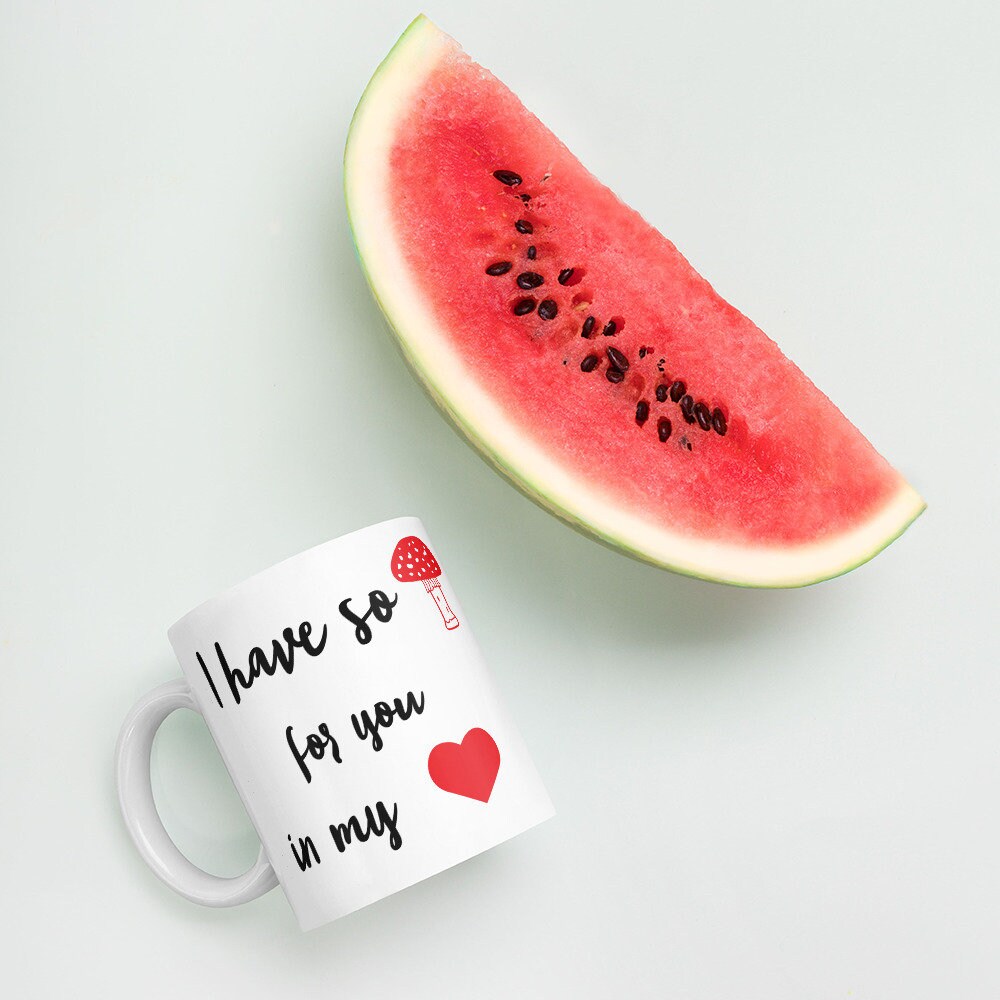 Taza de cerámica con nombre personalizado para mujer, taza grande con forma de hongo, regalos personalizados para ella, taza blanca con diseño impreso en negro y rojo