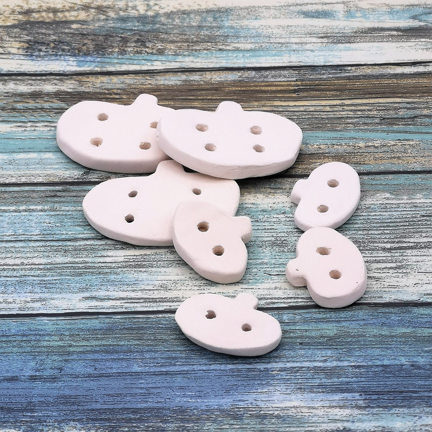 6/10Pc Handmade Ceramic Bisque Pumpkin Sewing Buttons For Crafts, Blank Novelty Halloween Clay Buttons Ready To Paint - Ceramica Ana Rafael