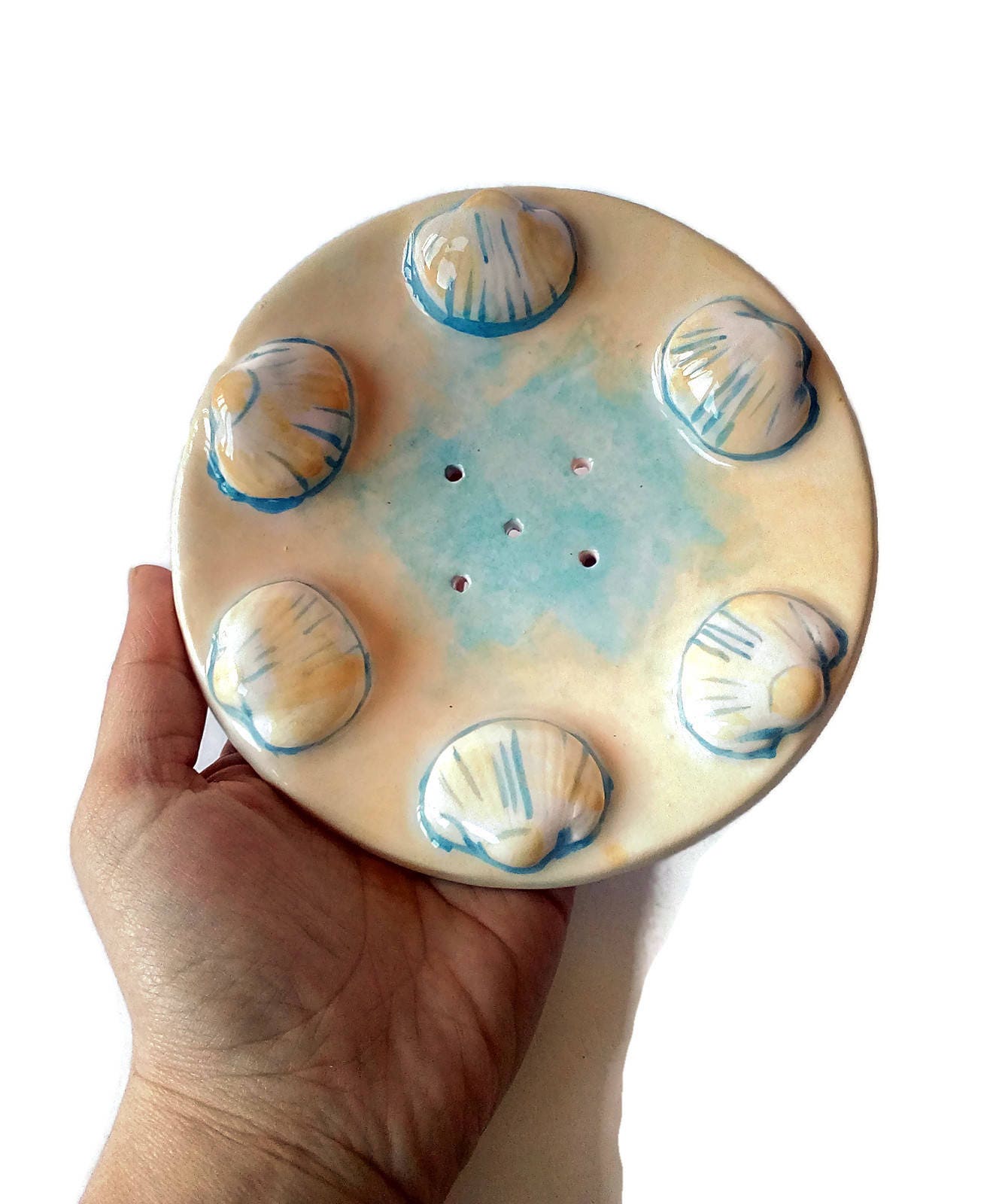 Seashell Draining Ceramic Soap Dish With Drain Holes, Zero Waste Bathroom Accessories, Clay Soap Saver, Soap Bar Holder - Ceramica Ana Rafael