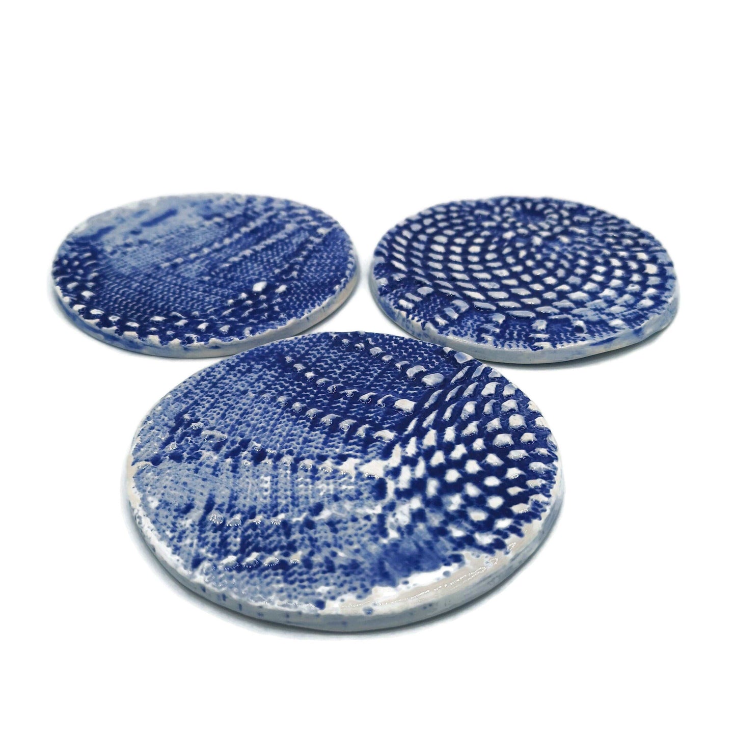 3Pc 11cm/4,3in Blue Handmade Ceramic Coasters With Lace Texture And Cork Back, Assorted Round Shape Trivet, Office Desk Accessories For Him - Ceramica Ana Rafael