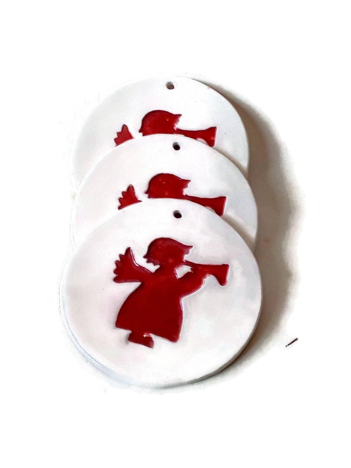 1Pc Handmade Ceramic Red and White Angel Wall Hanging, Round Christmas Tree Ornaments, Christian Wall Art, Pottery Nursery Wall Art - Ceramica Ana Rafael