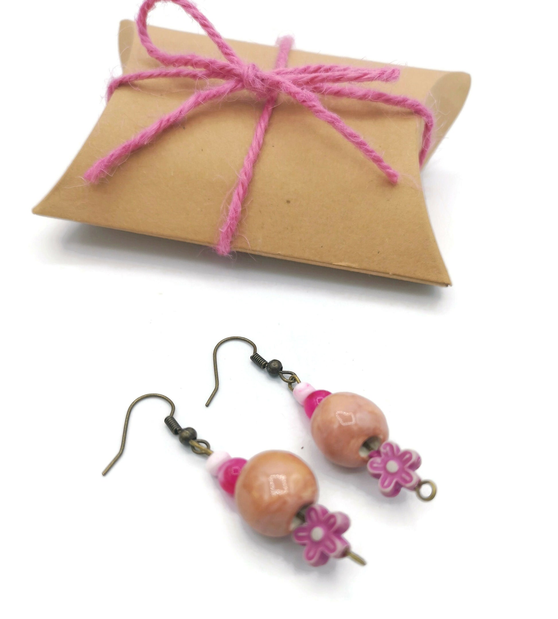 Pink Dangle Earrings, Novelty Earrings, Cute Ceramic Jewelry, Aesthetic Artsy Earrings For Teenage Girl, Teen Girl Gift Ideas - Ceramica Ana Rafael