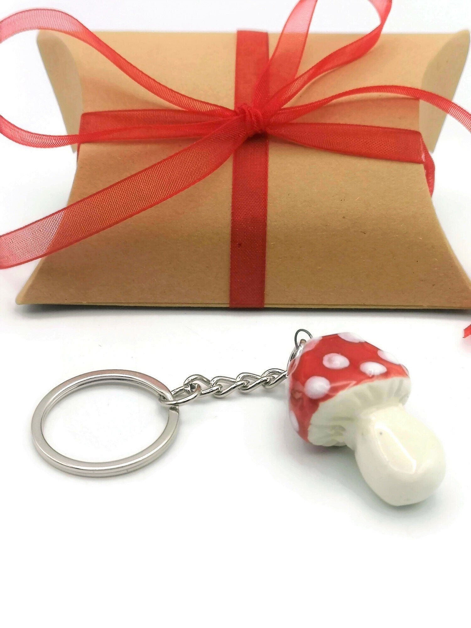 Handmade Ceramic Red Mushroom Keychain For Women, Cut Mushroom Charm Key Chain Gift For Her, Unique Artisan Cottagecore Accessories - Ceramica Ana Rafael