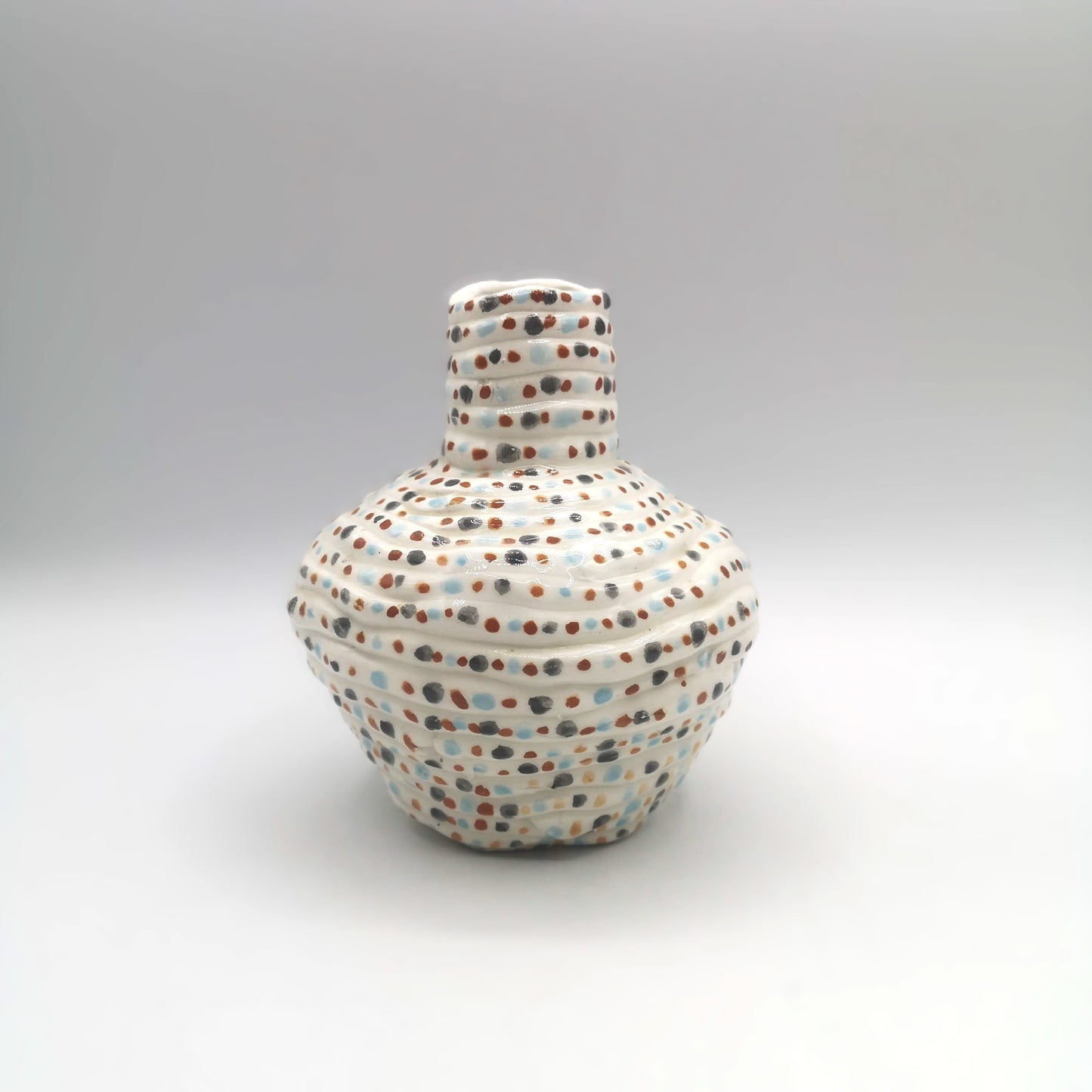 Handmade White Ceramic Vase with Colorful Handpainted Spots – Eclectic Decorative Vase for Home & Garden – Unique Gift Idea – 15cm x 12cm