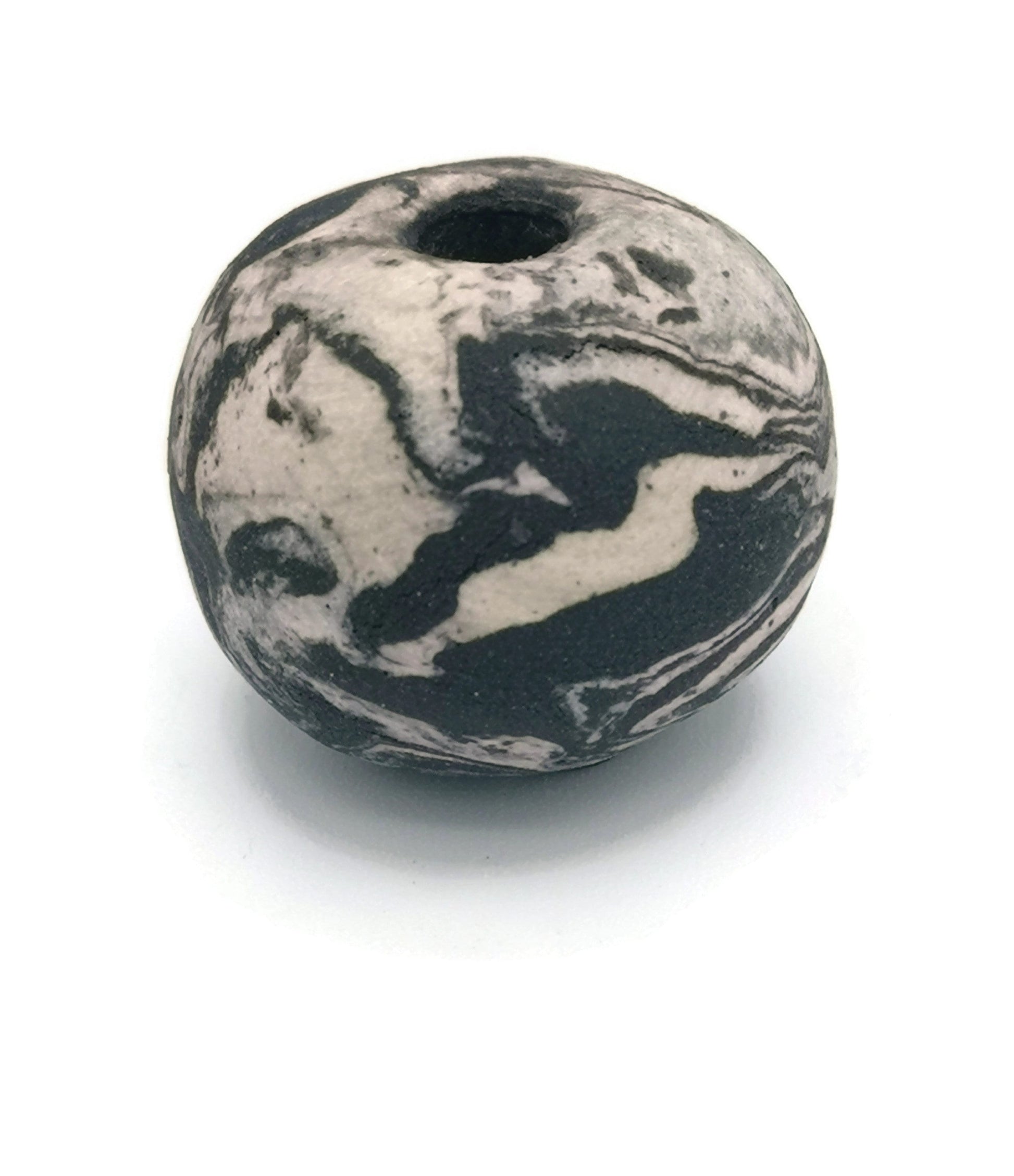 1Pc 30mm Handmade Ceramic Macrame Beads Large Hole, Extra Large Marbled Black And White Jewelry Making Supplies, Artisan Beads - Ceramica Ana Rafael