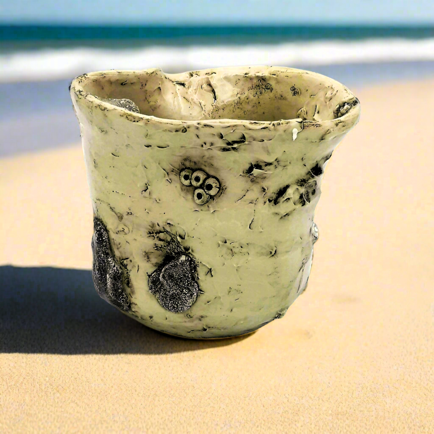 Jarrón de cerámica hecho a mano, decoración de playa de jarrón escultórico, jarrón Ikebana de cerámica de concha marina, objetos decorativos estéticos jarrón de olas oceánicas