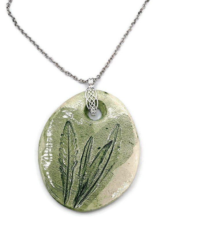 AESTHETIC NECKLACE, CERAMIC Jewelry, Hypoallergenic Vegan Necklace, Porcelain Pendant, Plant Mom Gift, Mothers Day Gift From Daughter - Ceramica Ana Rafael