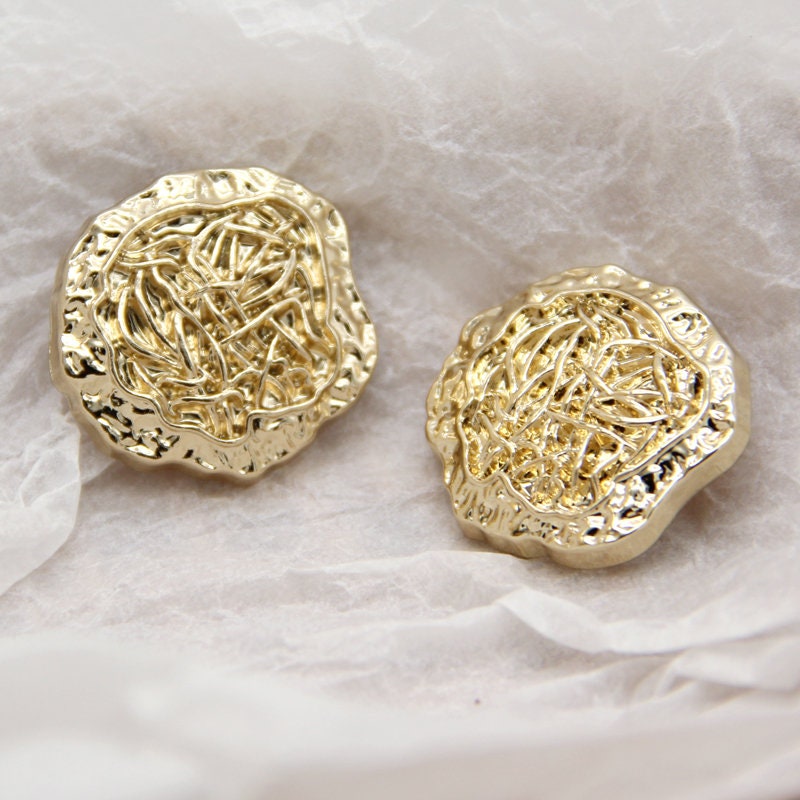 18/23mm Golden Irregular Shank Buttons | Unique Metal Buttons for Sewing & DIY Crafts